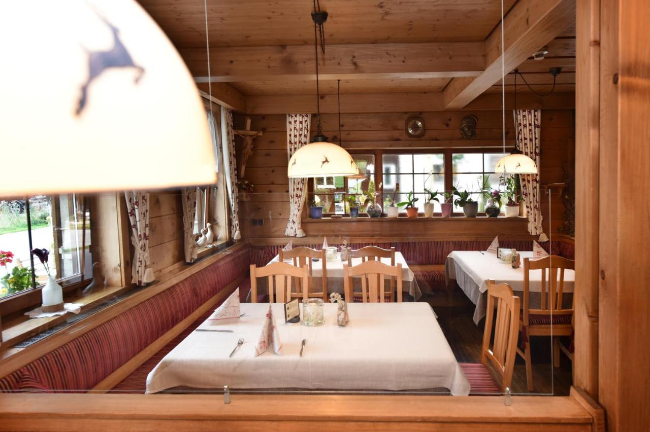 Gasthaus & Pension Alphorn เลคอัมอาร์ลแบร์ก ภายนอก รูปภาพ